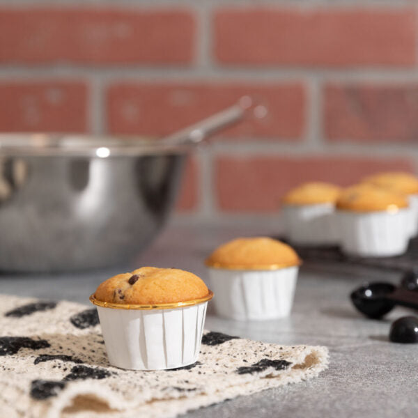 Small Pleated Baking Cup White Paper/Foil (16 Count)