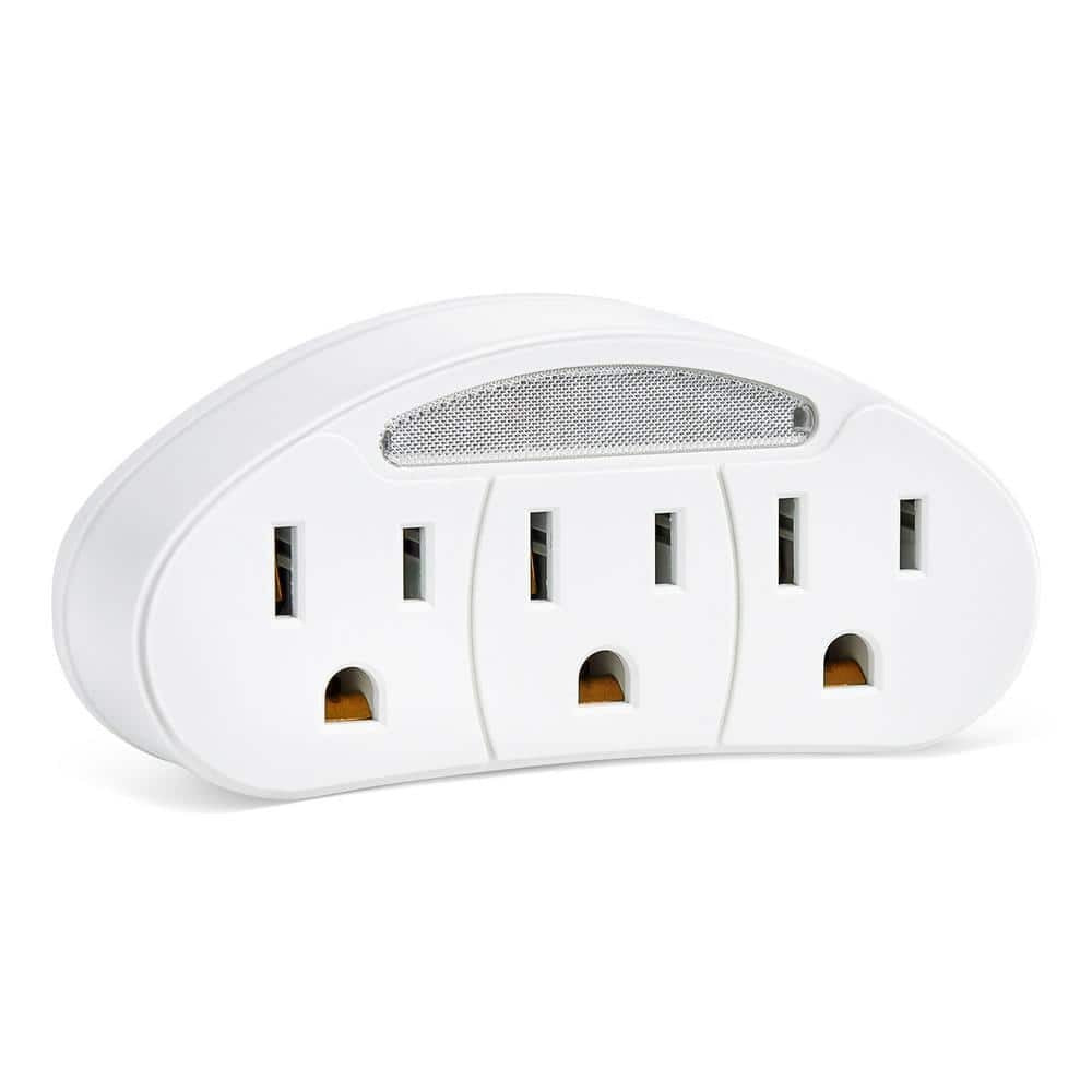 Outlet grounded wall tape with automatic nightlight