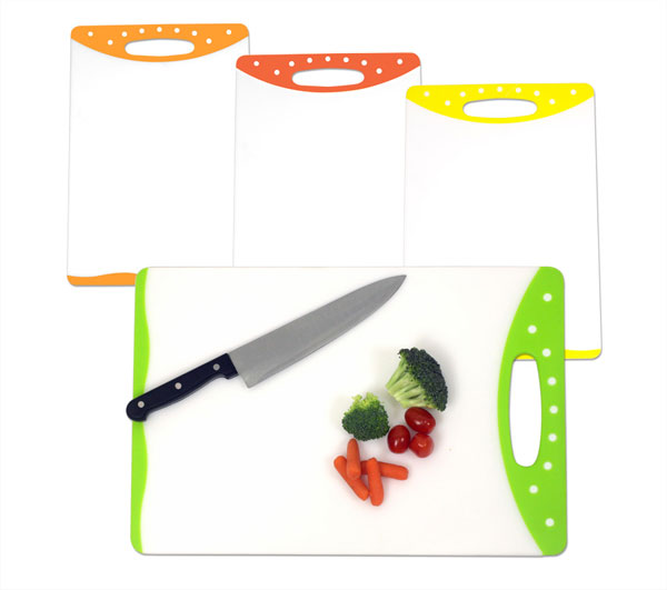 Plastic Cuttind Board 12X18"