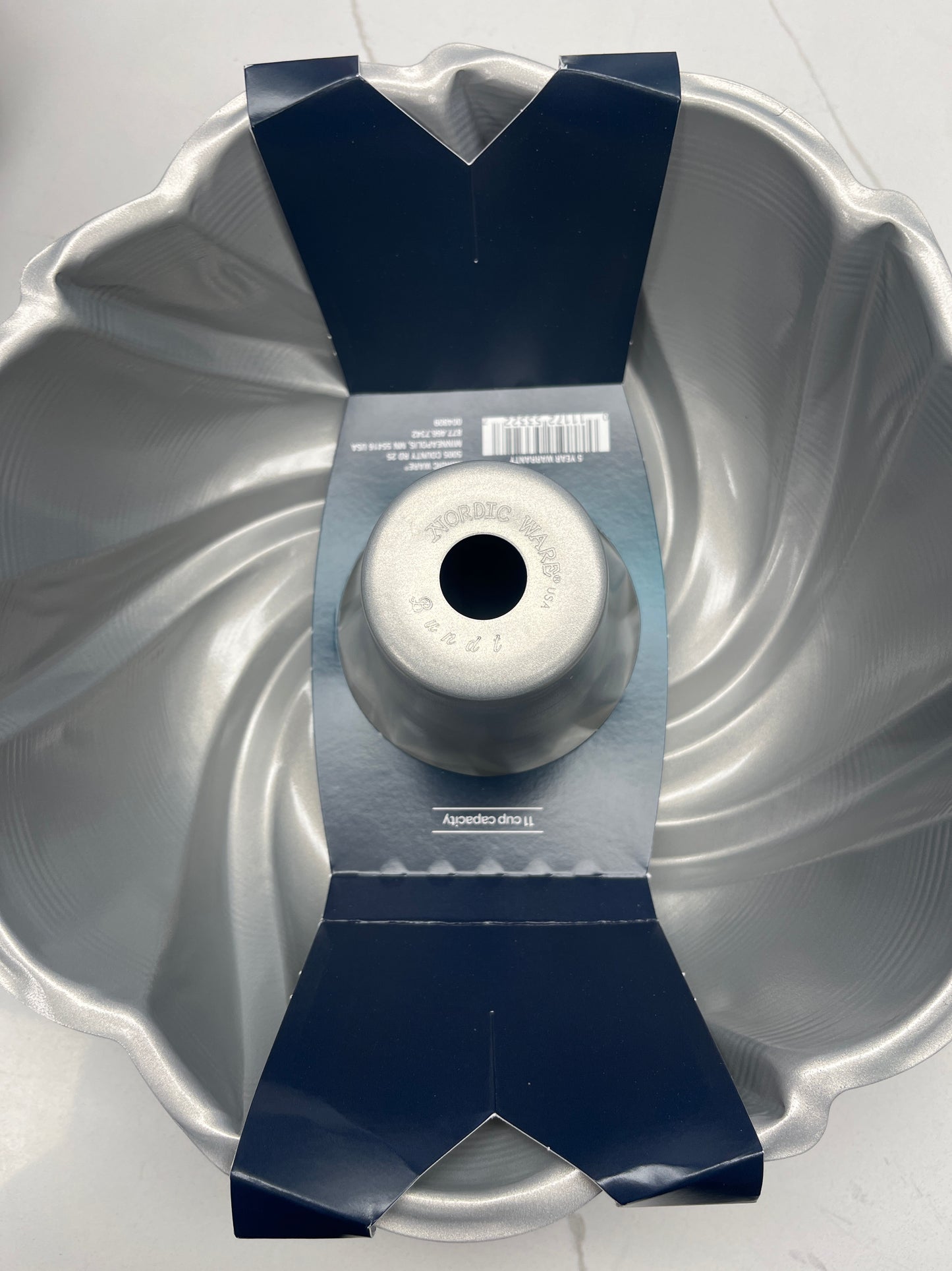 Formed 12 Cup Swirl Bundt® Pan