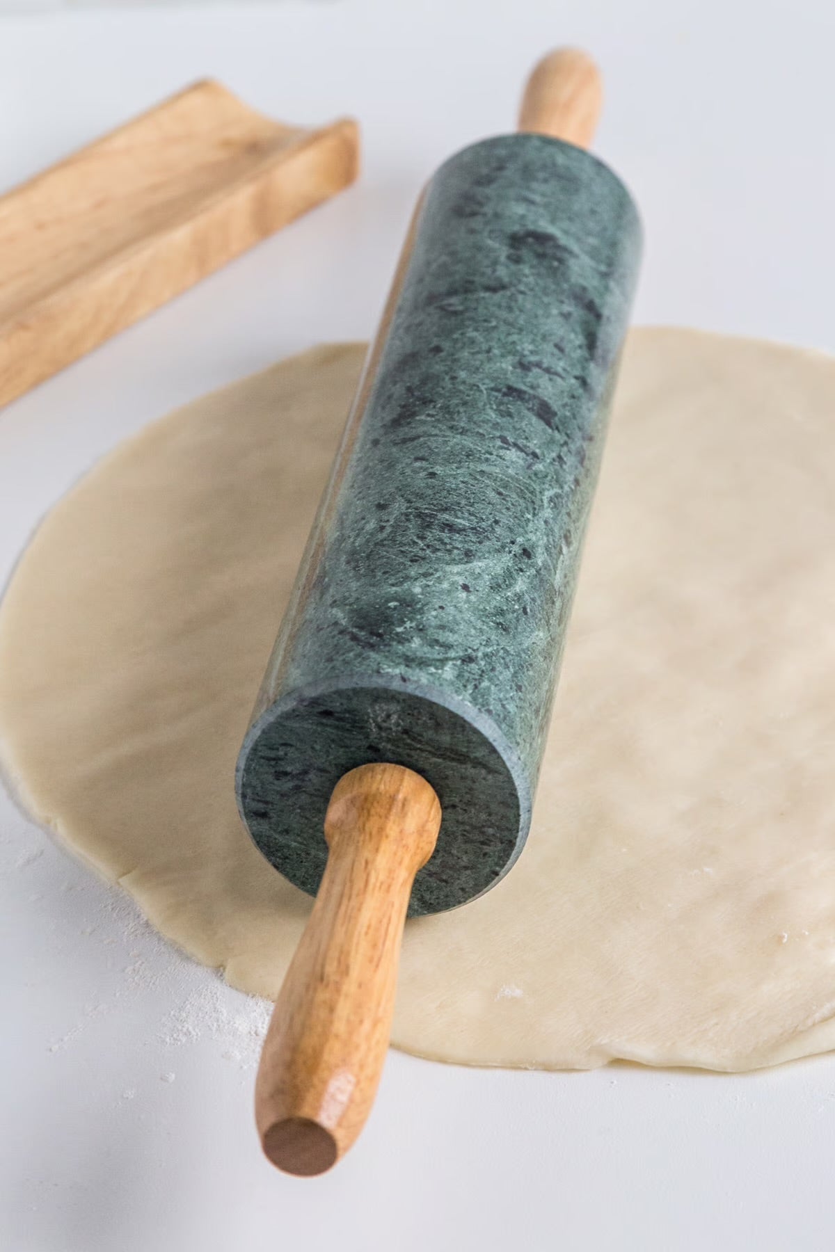 MARBLE ROLLING PIN AND BASE, GREEN