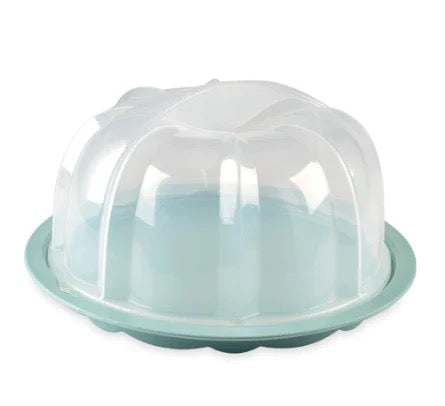 Nordic ware twist the lock Bundt cake keeper 