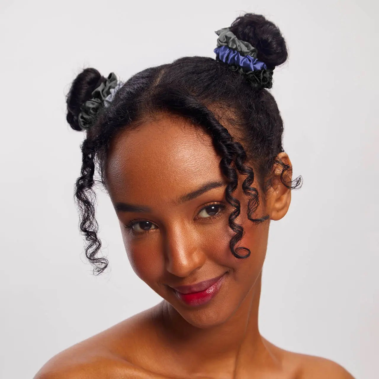 Kit.sch/ scrunchies 5pk