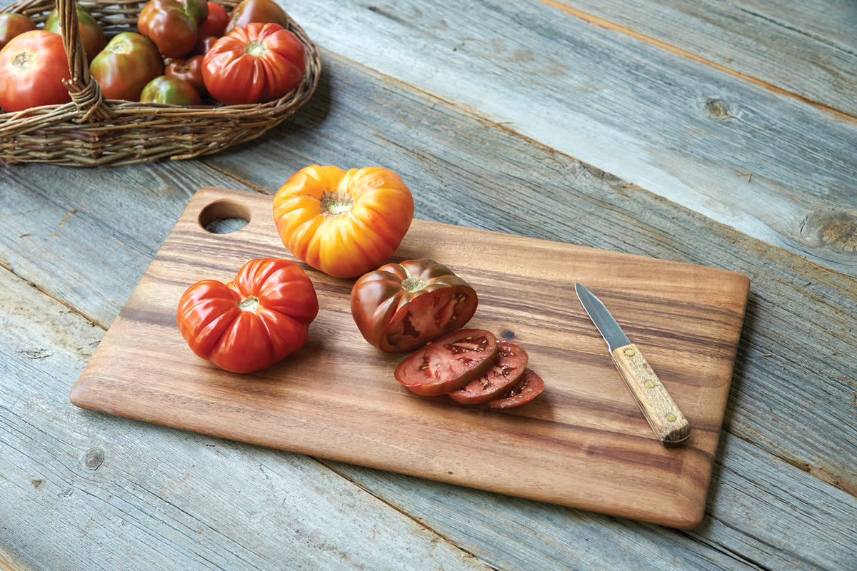 RECTANGULAR EVERYDAY CUTTING BOARD, ACACIA WOOD