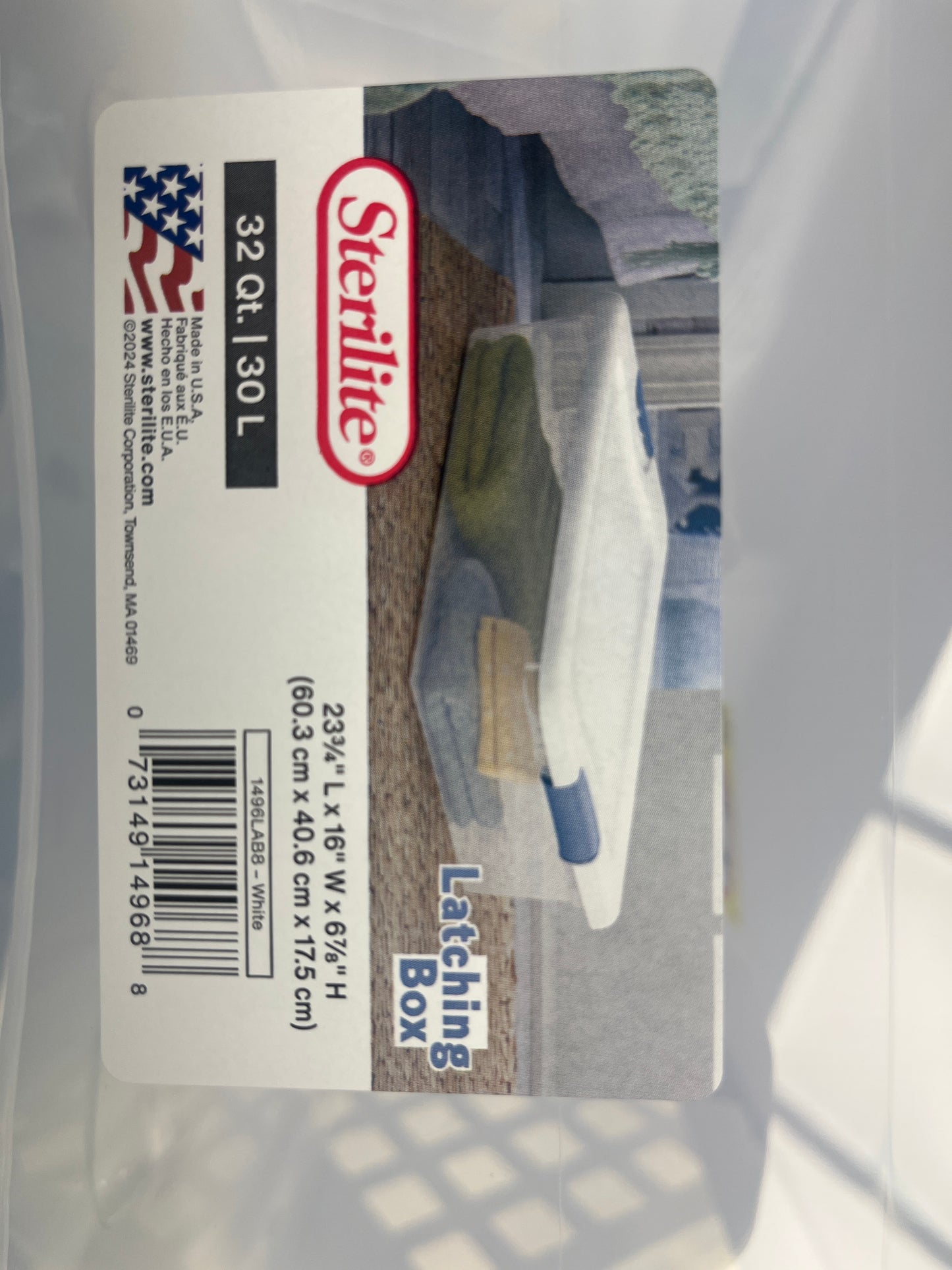 Storage box 32 quarts