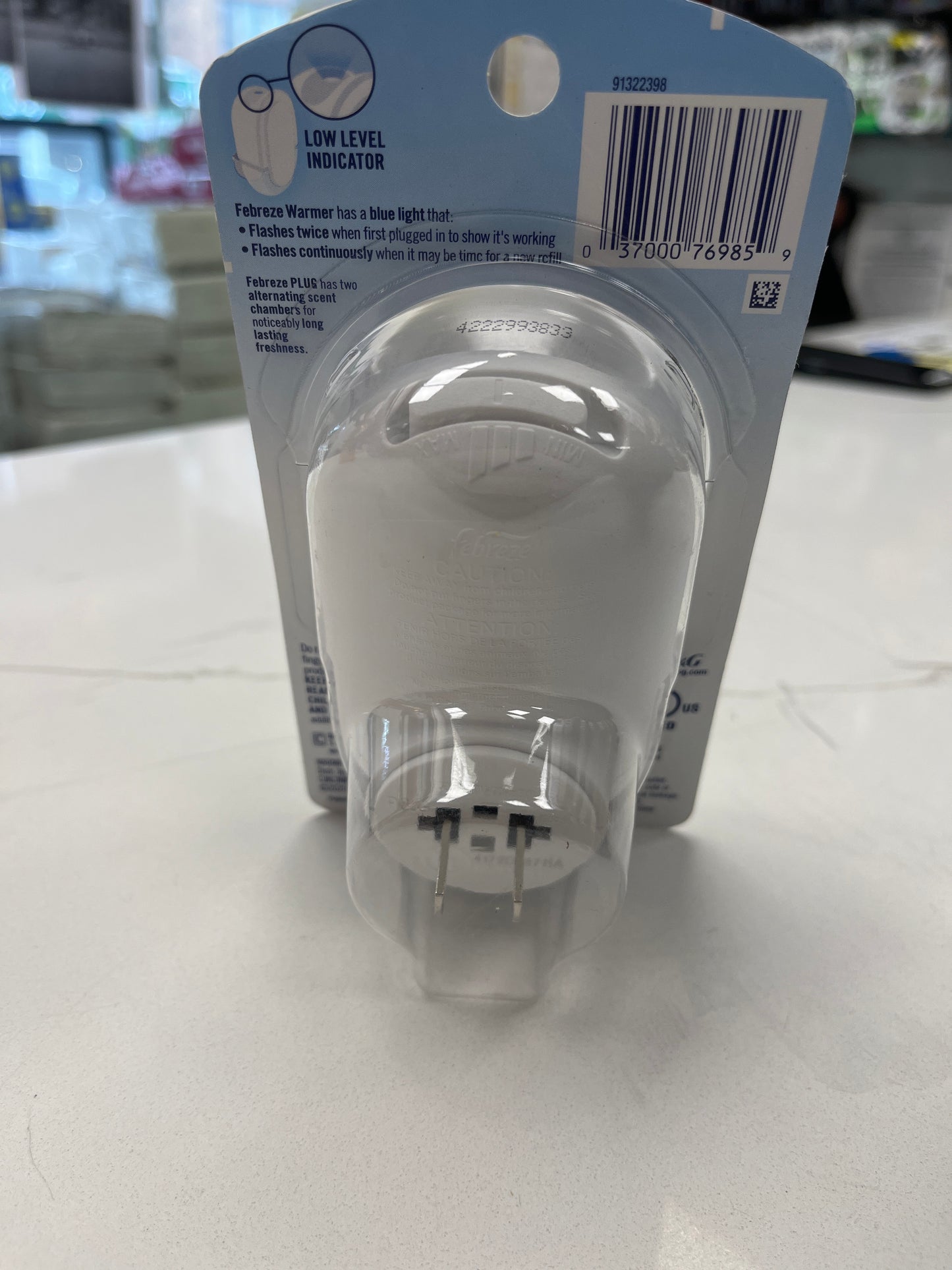 Febreze plug with light indicator