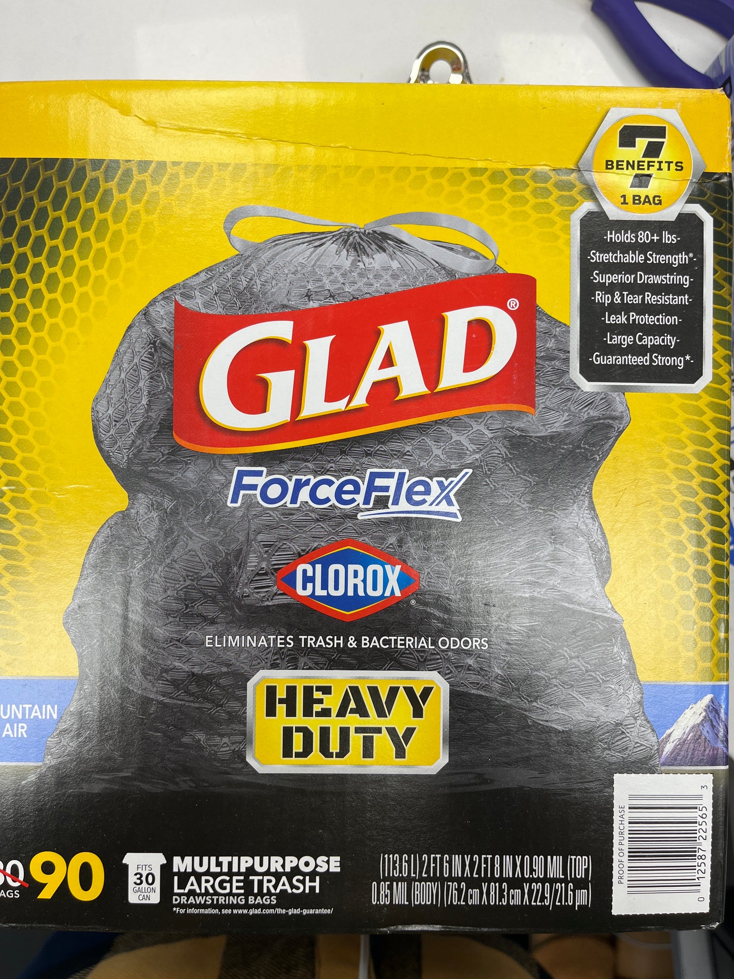 GLAD heavy duty 30 gallon trash bags