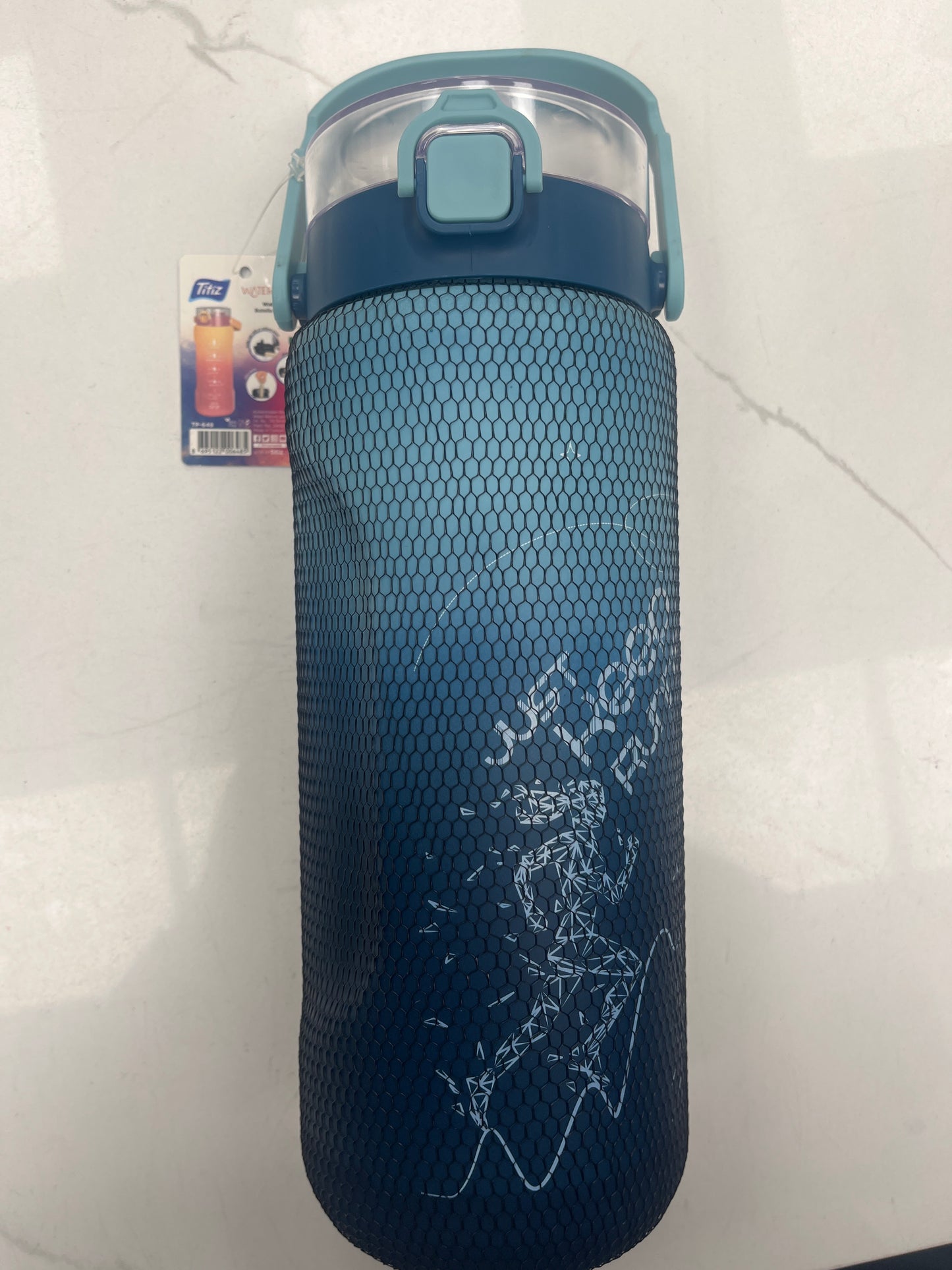 Water bottle 67oz