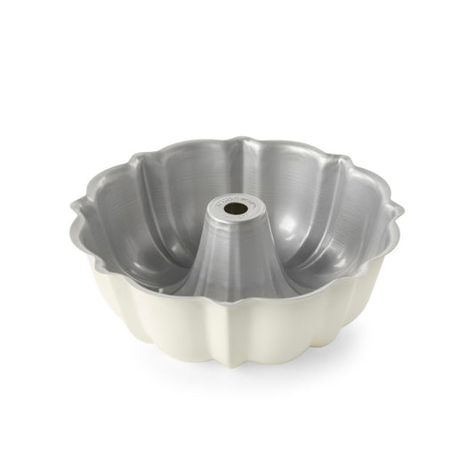 12 Cup Formed Bundt® Pan