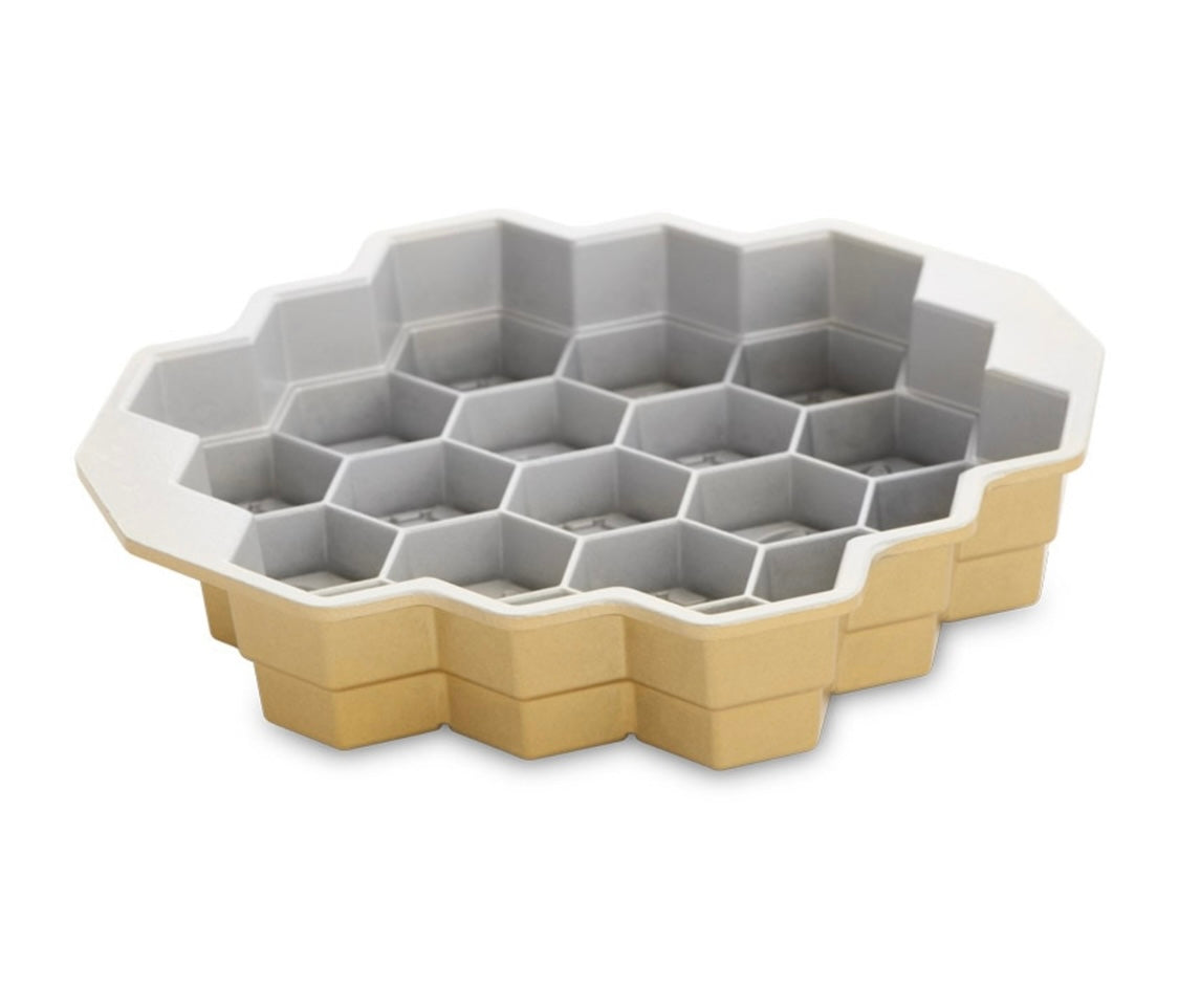Honeycomb Pull-Apart Pan