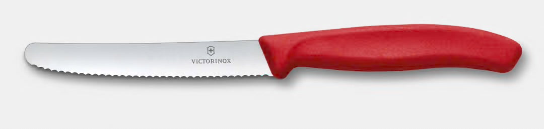 VICTORINOX￼SWISS CLASSIC TOMATO AND TABLE KNIFE red