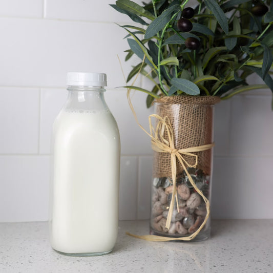 GLASS MILK BOTTLE 32 OUNCES