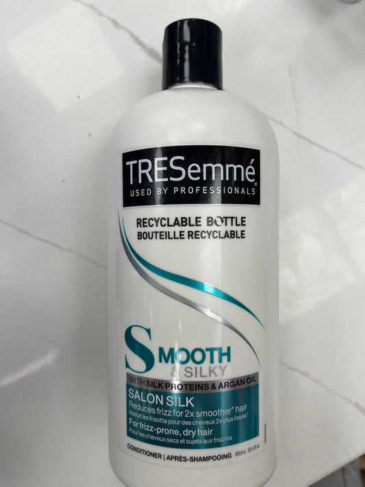 Tresemme smooth and silk shampoo