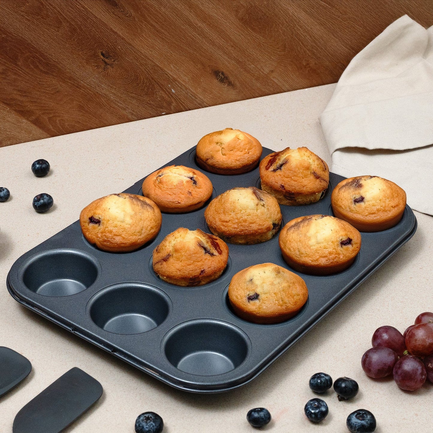 Zyliss non-stick 12 hole muffin pan