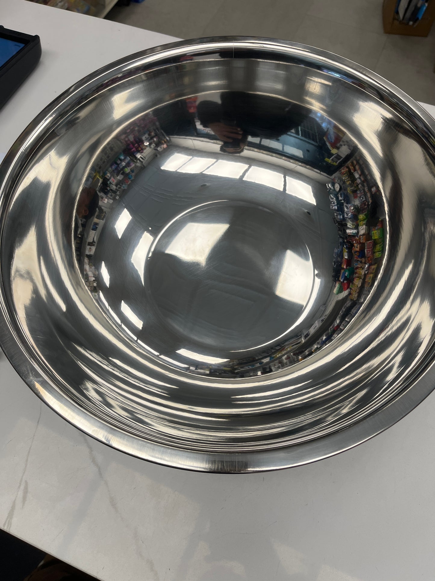 Deep mixing bowl stainless steel 18 inches