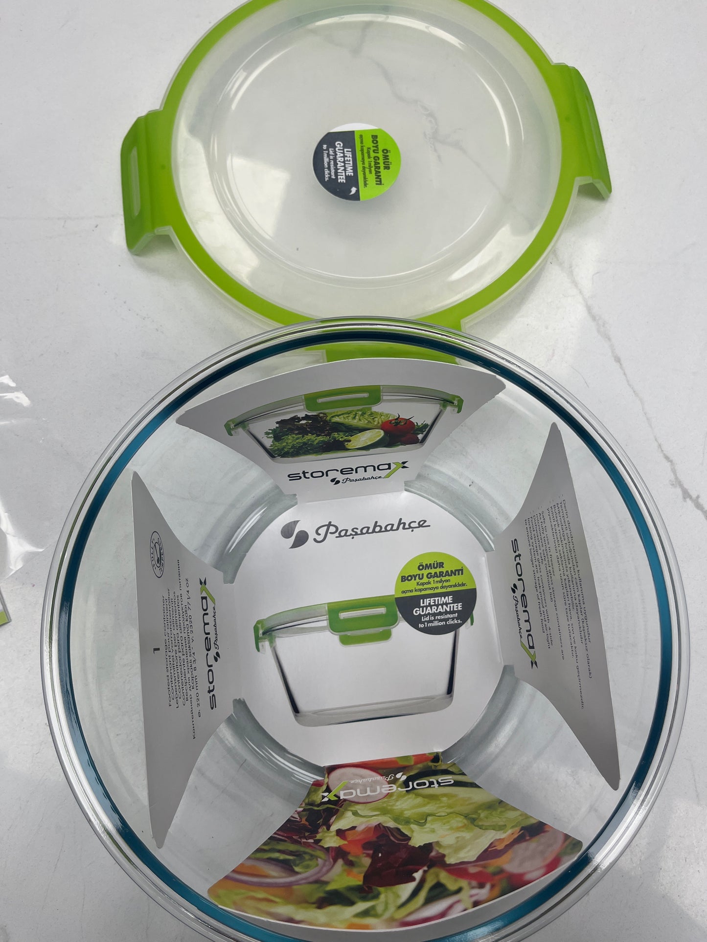 Glass mixing bowl with cover