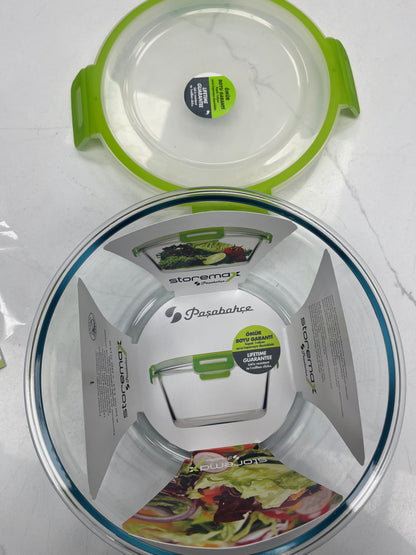 Glass mixing bowl with cover
