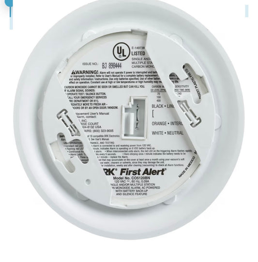 First Alert BRK CO5120BN Hardwire Carbon Monoxide Alarm with Battery Backup