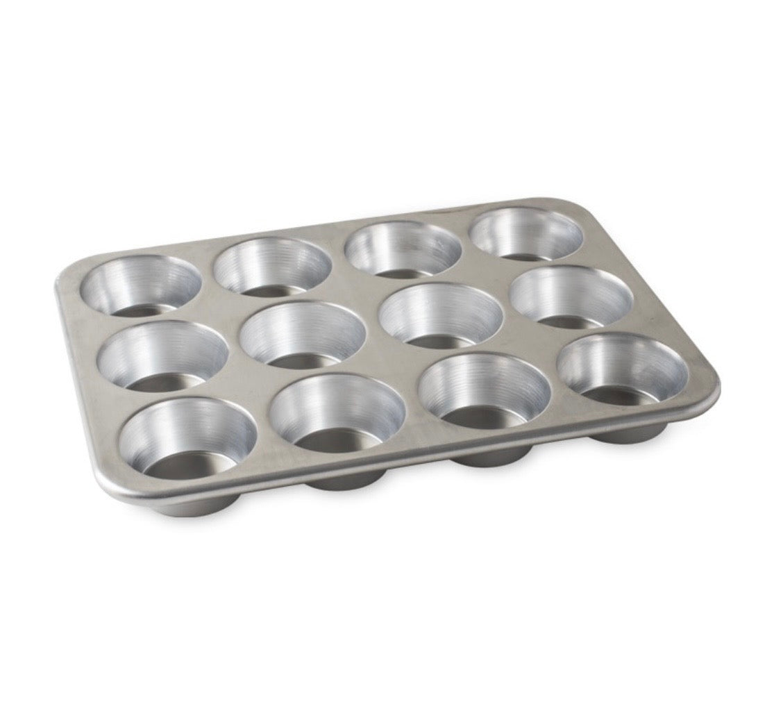Naturals® 12 Cavity Muffin Pan