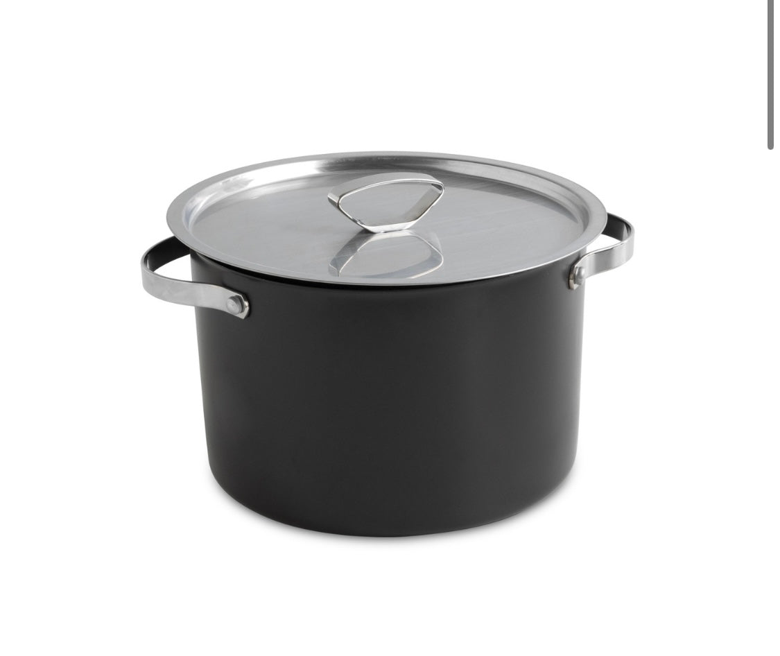 Verde 8 Quart Stockpot with Lid