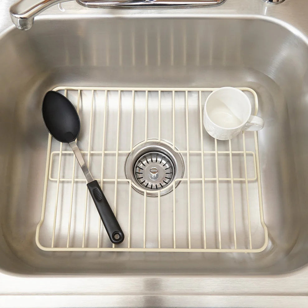 Small Almond Sink Protector