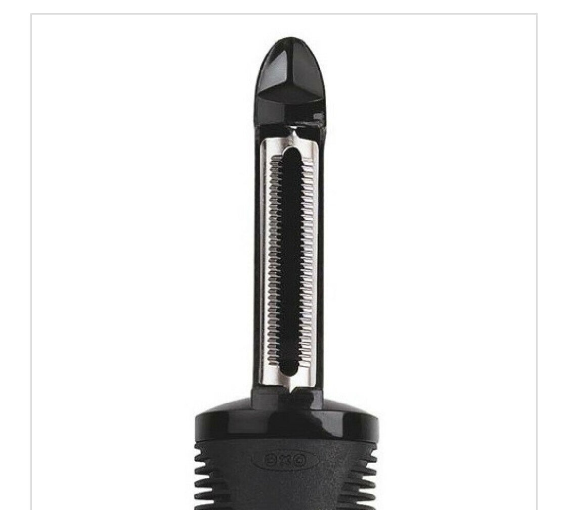 Oxo serrated peeler