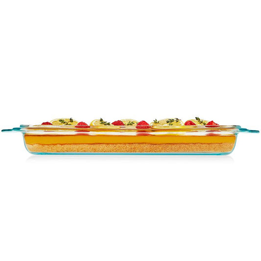 Shallow glass baking Pyrex 9 x 13