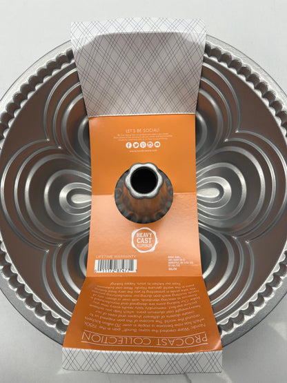 Bundt chiffon pan