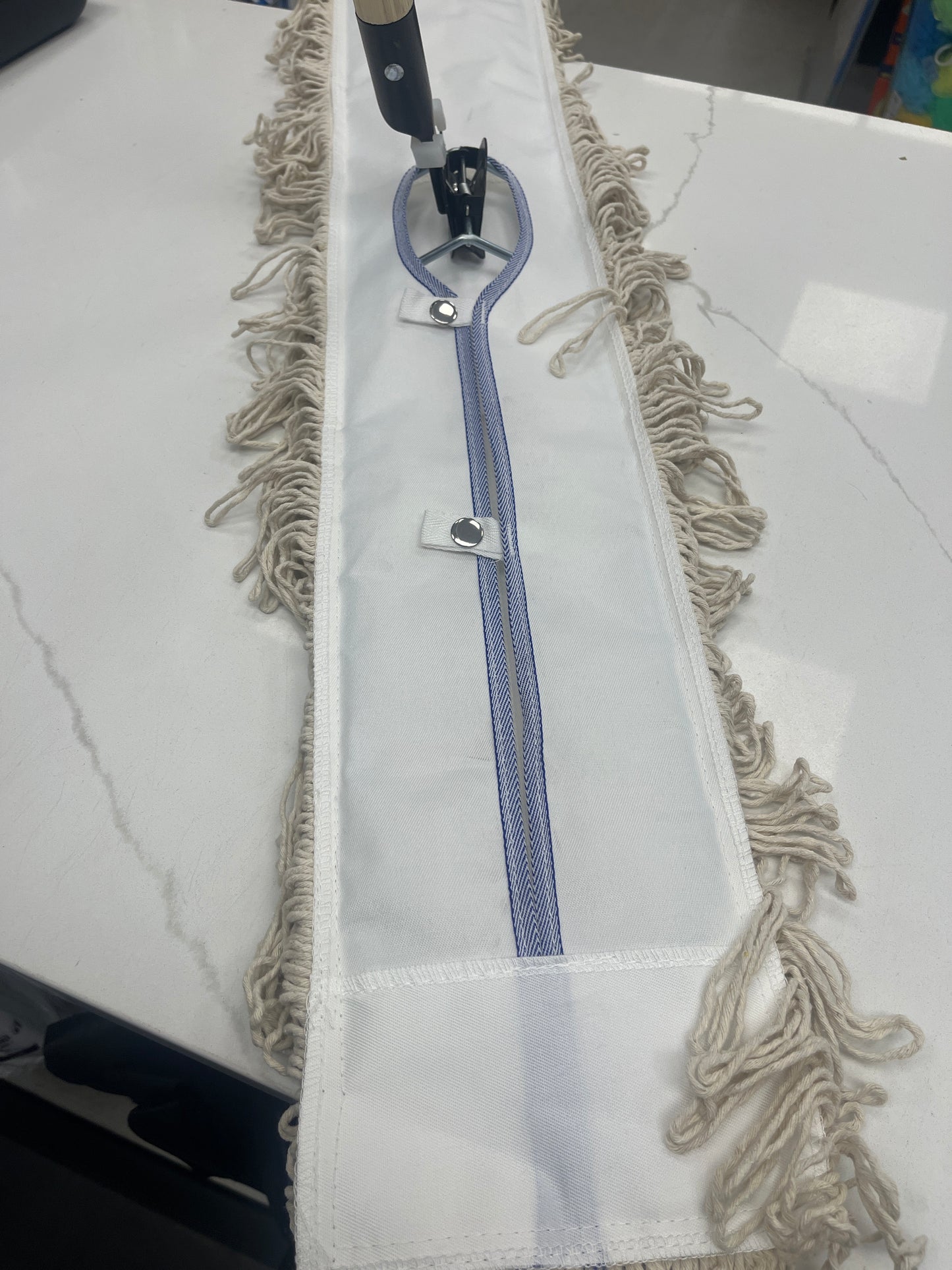 36 inch dust mop complete