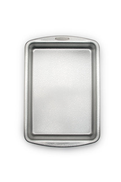9 X 13-INCH CAKE PAN, ORIGINAL NON-STICK PEBBLE PATTERN