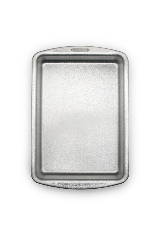 9 X 13-INCH CAKE PAN, ORIGINAL NON-STICK PEBBLE PATTERN
