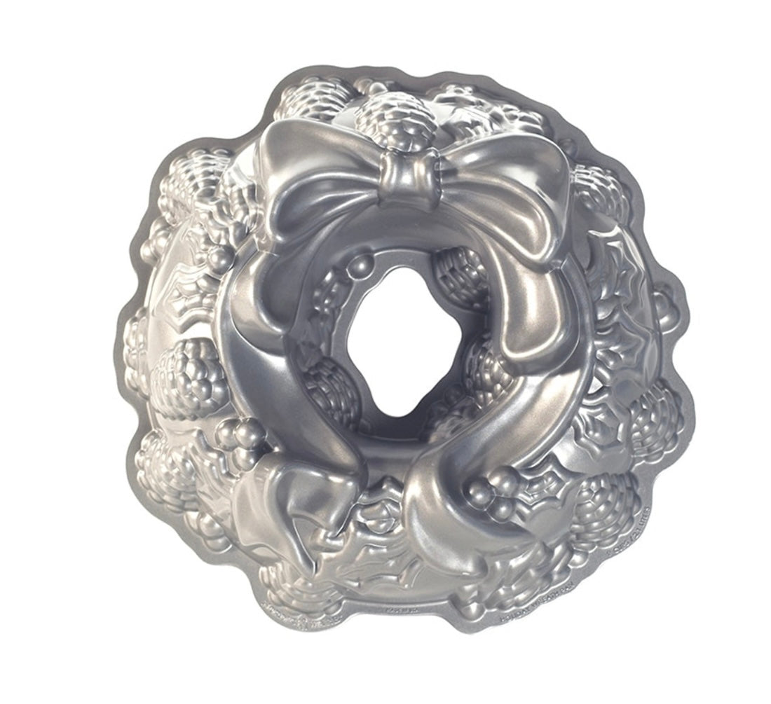 Holiday Wreath Pan