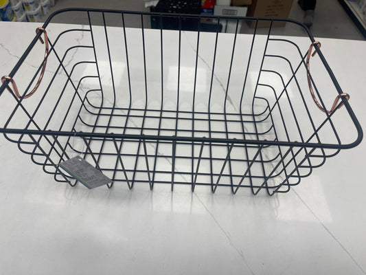 Large wire basket