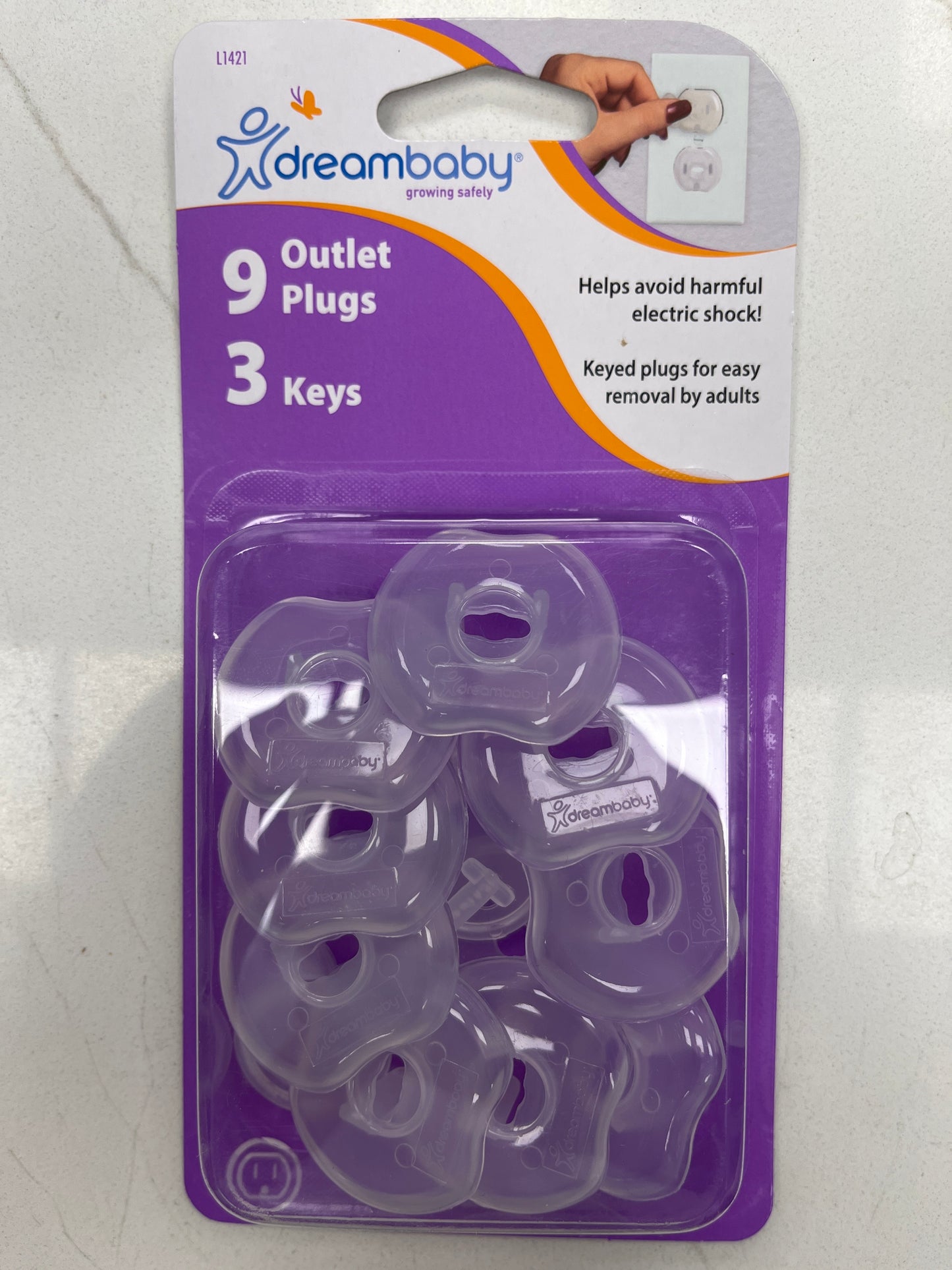 Dreambaby outlet plug cover