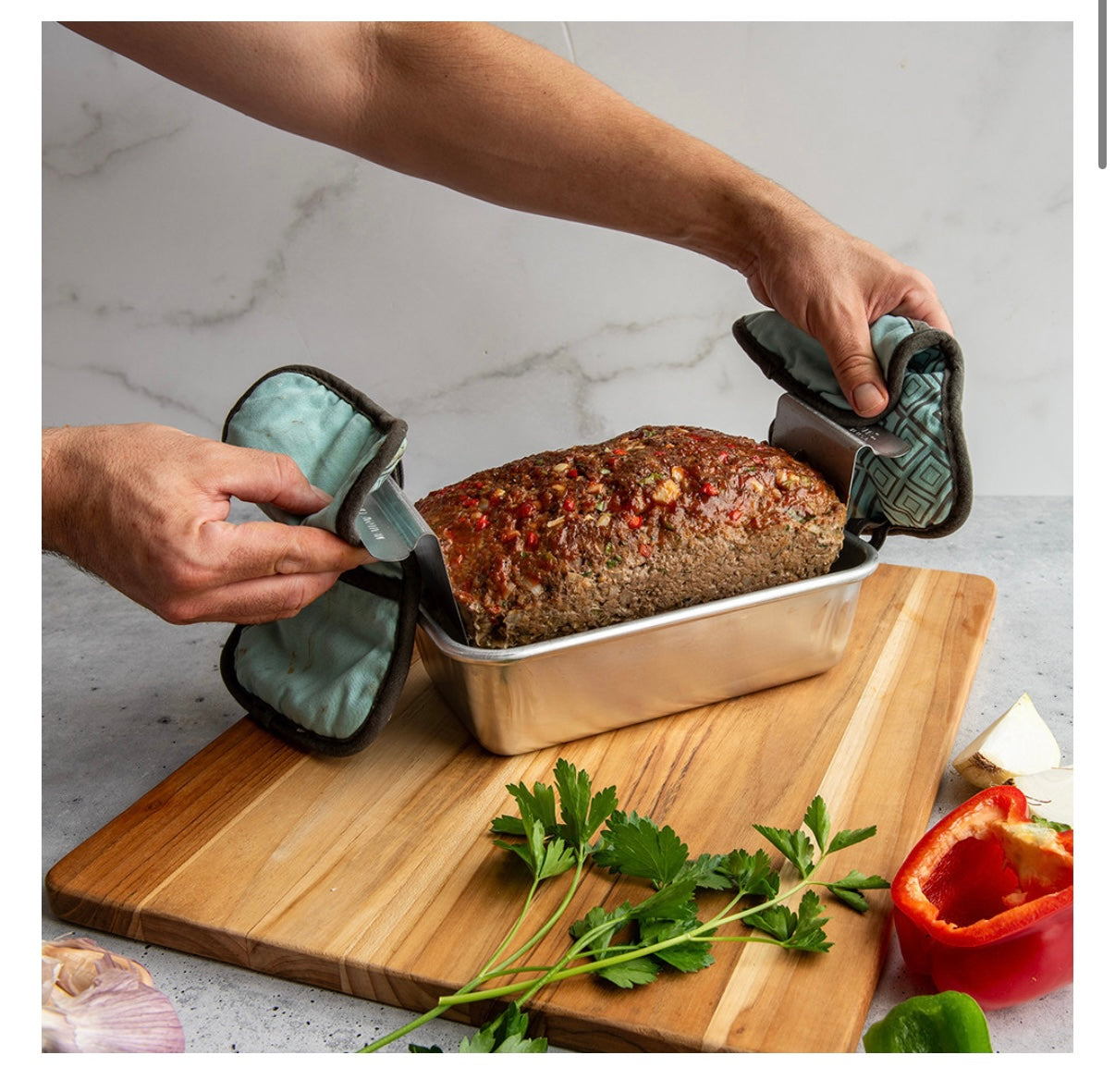 Naturals® Meatloaf Pan with Lifting Trivet